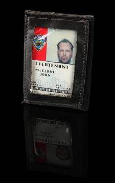 DIE HARD WITH A VENGEANCE (1995) - John McClane's (Bruce Willis) NYPD ID