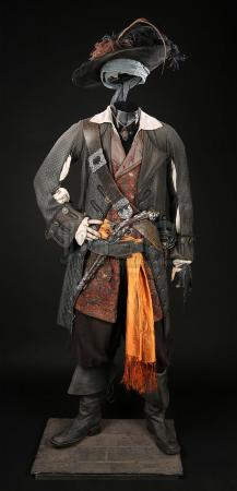 PIRATES OF THE CARRIBEAN: THE CURSE OF THE BLACK PEARL (2003) - Captain Hector Barbossa's (Geoffrey Rush) Costume